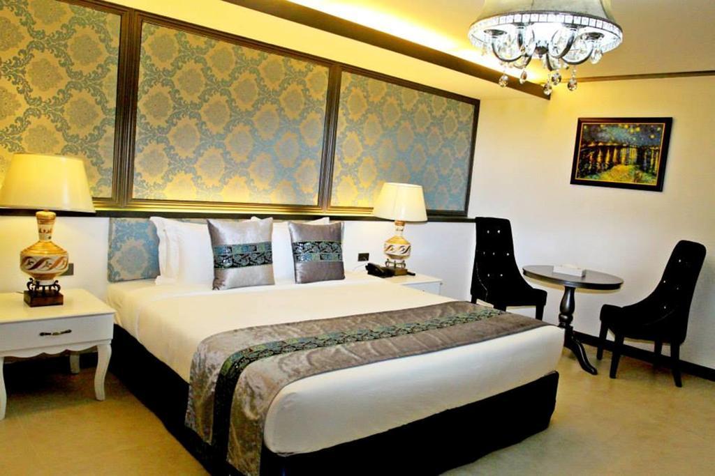 The Pepperland Hotel Легазпи Стая снимка